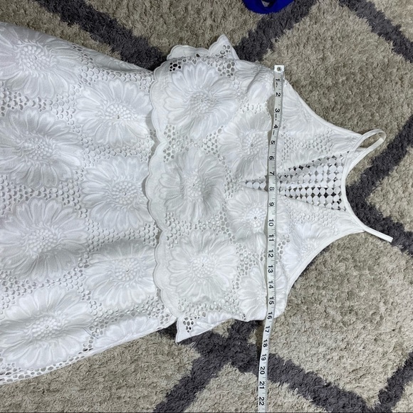 Nicholas white Lace Dress - Picture 12 of 13